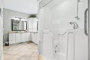 5969 Elmwood Ct, Hudsonville, MI 49426 - Photo 16