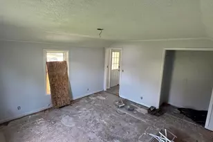 327 N Robinson St, Schoolcraft, MI 49087 - Photo 16