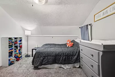 125 Maplelawn Street SE, Kentwood, MI 49548 - Photo 14