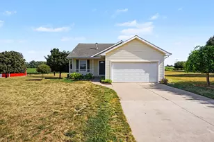1045 Garfield St, Marne, MI 49435 - Photo 2