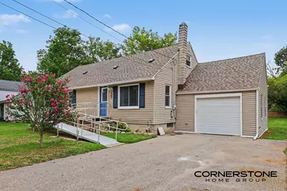 74 N Park Street NE, Cedar Springs, MI 49319 - Photo 2