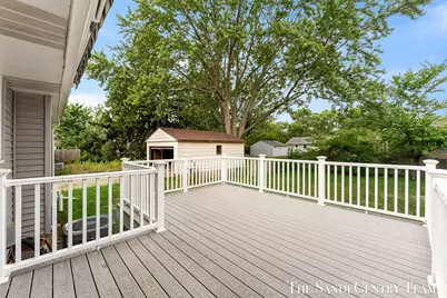 1015 Taylor Avenue, Grand Haven, MI 49417 - Photo 30