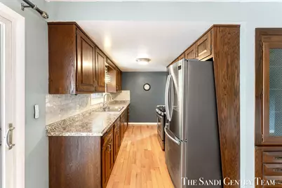 1015 Taylor Avenue, Grand Haven, MI 49417 - Photo 12