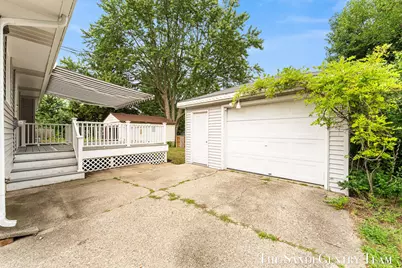 1015 Taylor Avenue, Grand Haven, MI 49417 - Photo 40