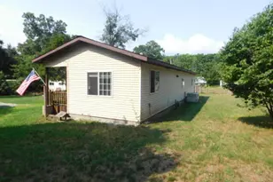 4695 Miramar Ave, Newaygo, MI 49337 - Photo 2