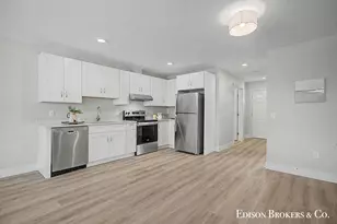 448 Pleasant St SW, Grand Rapids, MI 49503 - Photo 6
