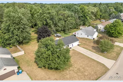 11395 Hunters Meadow Drive, Allendale, MI 49401 - Photo 52