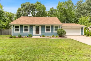140 W Oak St, Fruitport, MI 49415 - Photo 1