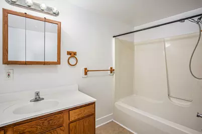 1448 Broadway Avenue NW, Grand Rapids, MI 49504 - Photo 12