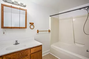 1448 Broadway Ave NW, Grand Rapids, MI 49504 - Photo 12