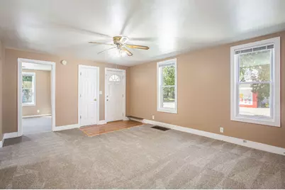 1448 Broadway Avenue NW, Grand Rapids, MI 49504 - Photo 4
