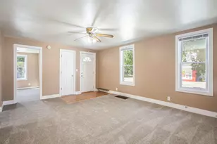 1448 Broadway Ave NW, Grand Rapids, MI 49504 - Photo 4