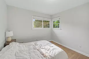 527 Fairfield Ave NW, Grand Rapids, MI 49504 - Photo 14
