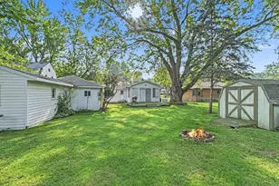 527 Fairfield Ave NW, Grand Rapids, MI 49504 - Photo 26
