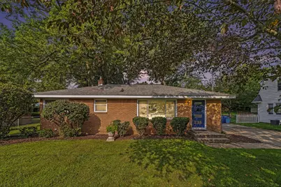 527 Fairfield Avenue NW, Grand Rapids, MI 49504 - Photo 2