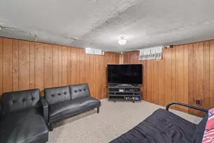 527 Fairfield Ave NW, Grand Rapids, MI 49504 - Photo 20