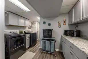 18233 Matthew Dr, Clinton Twp, MI 48035 - Photo 20