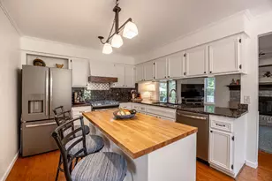 18233 Matthew Dr, Clinton Twp, MI 48035 - Photo 8