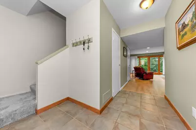 605 Watersedge Drive, Ann Arbor, MI 48105 - Photo 6