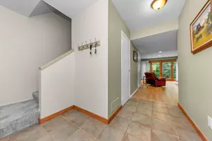605 Watersedge Dr, Ann Arbor, MI 48105 - Photo 6