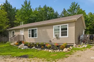 4959 W Jack Pine Dr, Grant, MI 49327 - Photo 8