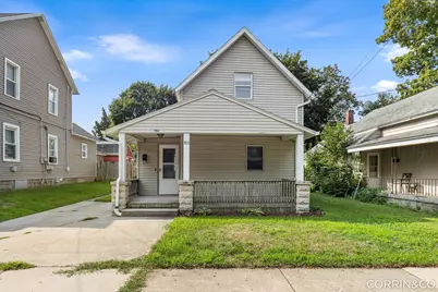 952 Park Street SW, Grand Rapids, MI 49504 - Photo 1