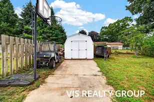 531 E Chadwick Dr, Muskegon, MI 49445 - Photo 60