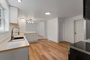 1118 Colfax Ave, Benton Harbor, MI 49022 - Photo 16