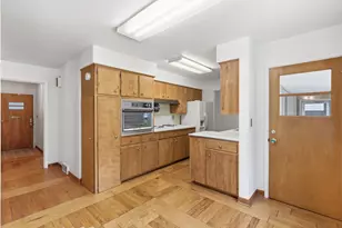 1110 Dwillard Dr, Kalamazoo, MI 49048 - Photo 10