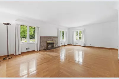 1110 Dwillard Drive, Kalamazoo, MI 49048 - Photo 4
