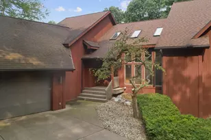 4282 Squire Heath Ln, Portage, MI 49024 - Photo 2