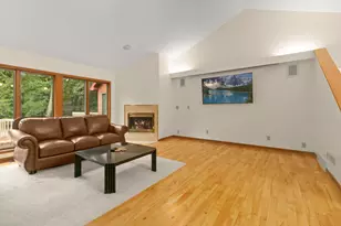 4282 Squire Heath Ln, Portage, MI 49024 - Photo 4
