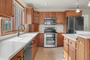 3854 Reynolds St, Kalamazoo, MI 49048 - Photo 10