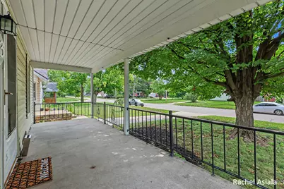 143 Murray Street SE, Kentwood, MI 49548 - Photo 2