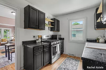143 Murray Street SE, Kentwood, MI 49548 - Photo 16