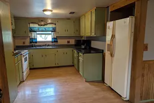 130 N 4th St, Pierson, MI 49339 - Photo 18
