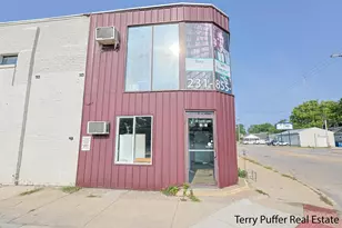 851 W Laketon Ave, Muskegon, MI 49441 - Photo 1
