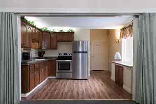 208 W Erie St, Albion, MI 49224 - Photo 12