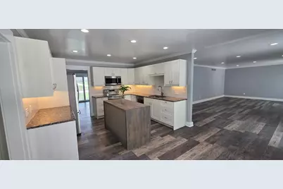 5310 Hauser Way, West Bloomfield, MI 48323 - Photo 4