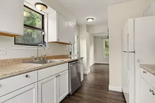 524 Charlotte Ave, Kalamazoo, MI 49048 - Photo 10