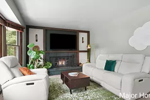 5738 Blaine Ave SE, Kentwood, MI 49508 - Photo 4