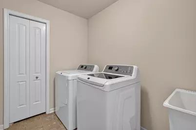 51103 Upland View Street, Canton, MI 48188 - Photo 38