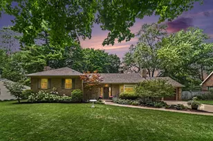 4591 Nakoma Dr, Okemos, MI 48864 - Photo 2