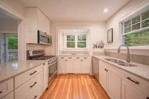 1121 Ferdon Rd, Ann Arbor, MI 48104 - Photo 24