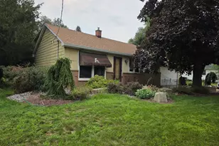 11674 8th Ave NW, Grand Rapids, MI 49534 - Photo 1