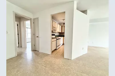 2203 S Huron Parkway S #4, Ann Arbor, MI 48104 - Photo 10