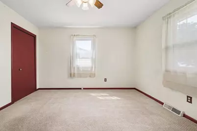 3864 Havana Avenue SW, Wyoming, MI 49509 - Photo 8