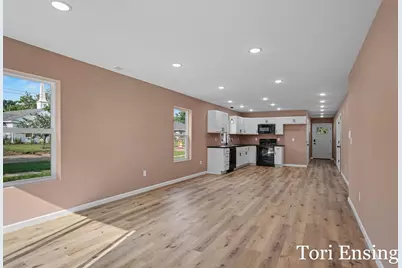 725 N Burgess Street, Greenville, MI 48838 - Photo 8