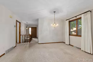 2121 Dewberry Dr NE, Grand Rapids, MI 49505 - Photo 6