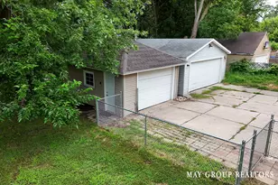 143 Burr Oak St NE, Grand Rapids, MI 49505 - Photo 38